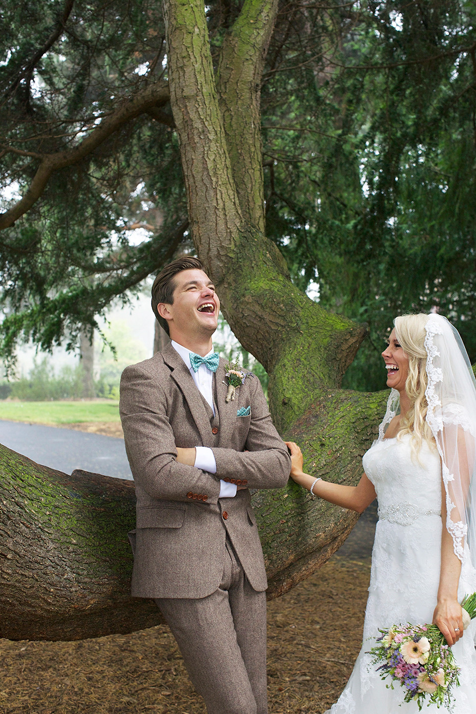 A beautiful wedding held at the Royal Botanic Garden in Edinburgh, Scotland. The bride wears Benjamin Adams. Photography by Kimberley Brand. royal botanic garden edinburgh, benjamin adams, kimberley