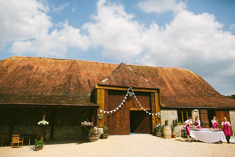 dorset weddings, barn weddings, rustic weddings, richard skins photography