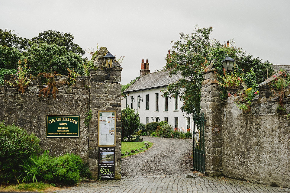 A bride wearing a 'Ghost' wedding dress for her Irish country house wedding inspired by music and traditions. Photography by This Modern Love irish bride, ghost wedding dress, this modern love wedding photography, irish country house wedding