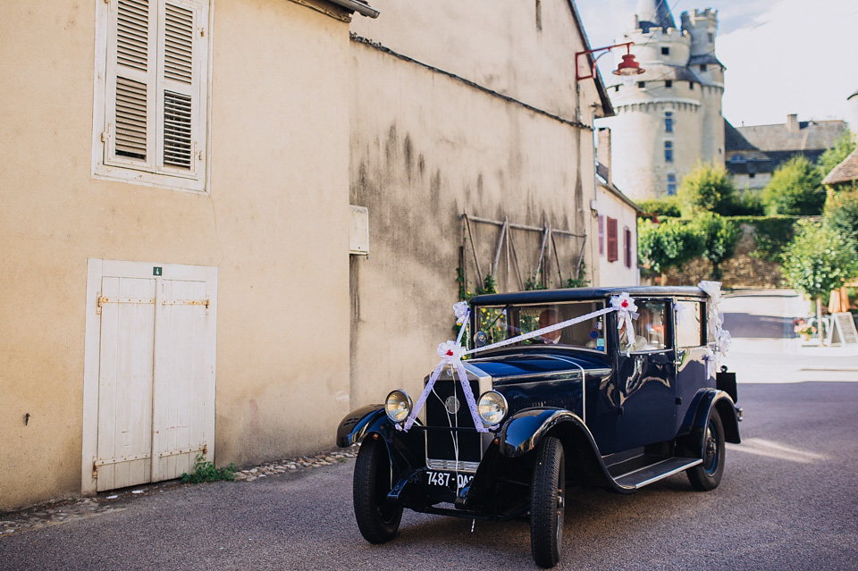 Bucolic bliss - a chic French bride wearing Laure De Sagazan, marries her Argentinian groom in a relaxed, rustic wedding set in the beautiful French countryside. chic french wedding, french country wedding, Laure De Sagazan