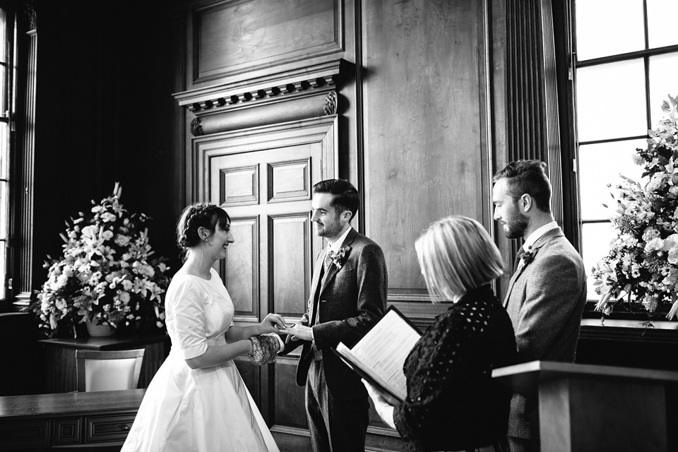 scottish wedding, edinburgh wedding, flossy and dossy wedding dress, caro weiss photography