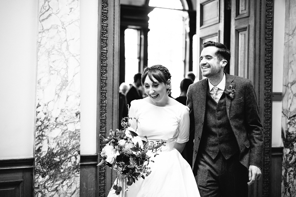 scottish wedding, edinburgh wedding, flossy and dossy wedding dress, caro weiss photography