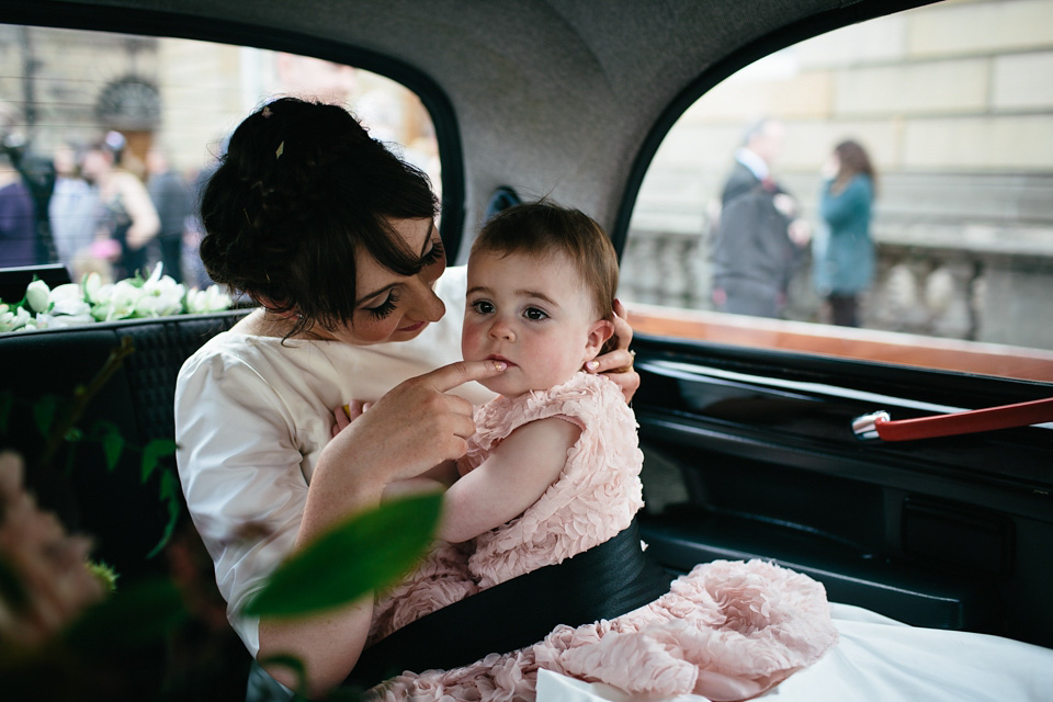 scottish wedding, edinburgh wedding, flossy and dossy wedding dress, caro weiss photography