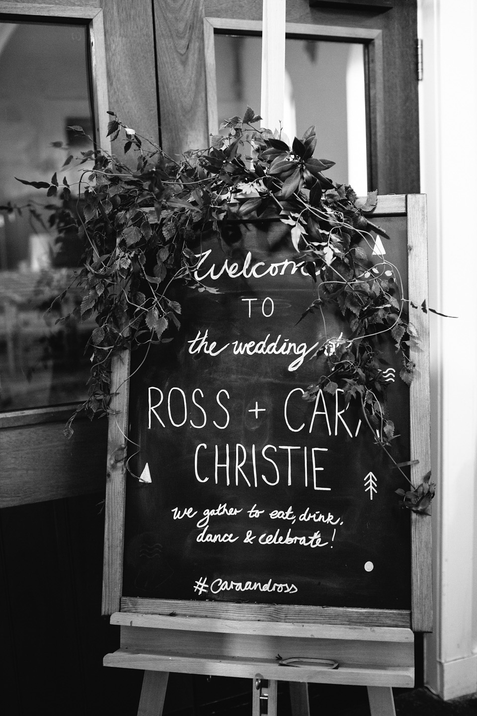 scottish wedding, edinburgh wedding, flossy and dossy wedding dress, caro weiss photography