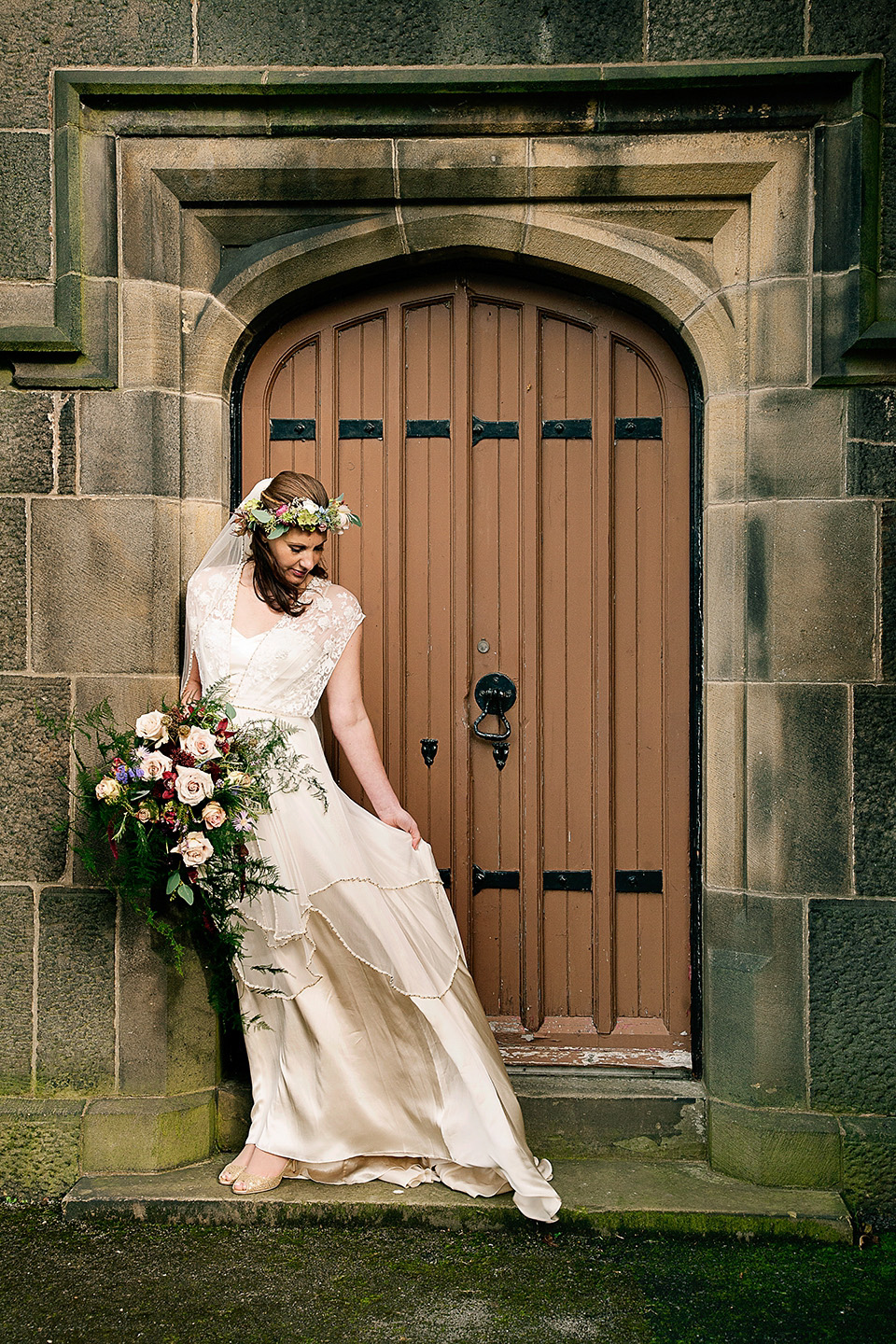 locally sourced wedding, ethical wedding, seasonal wedding, autumn wedding, catherine deane wedding dress, farm wedding, barn wedding