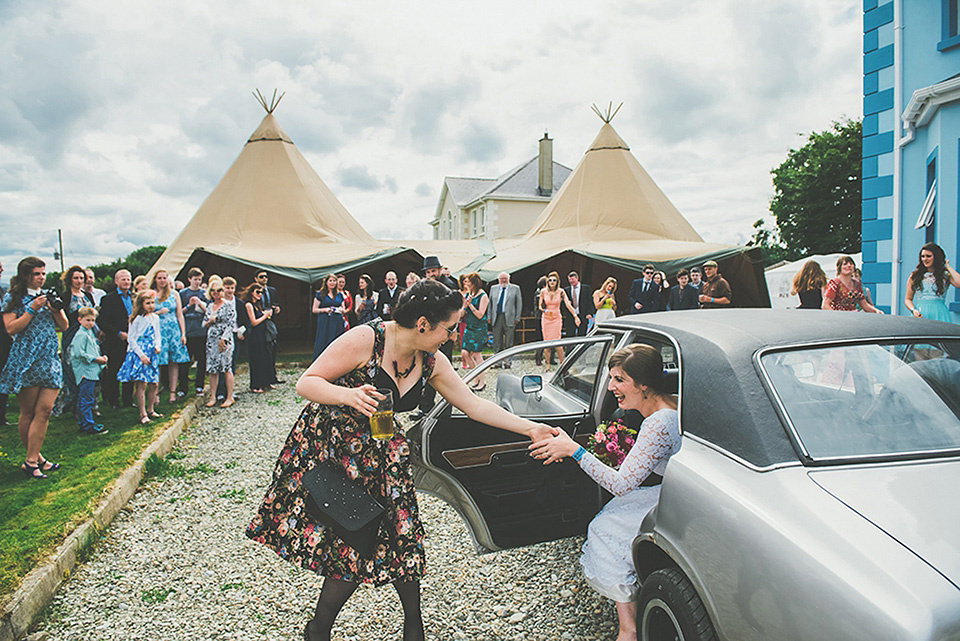 paula gillespie wedding photography, 1950's vintage wedding dress, tipi wedding, irish bride, irish wedding