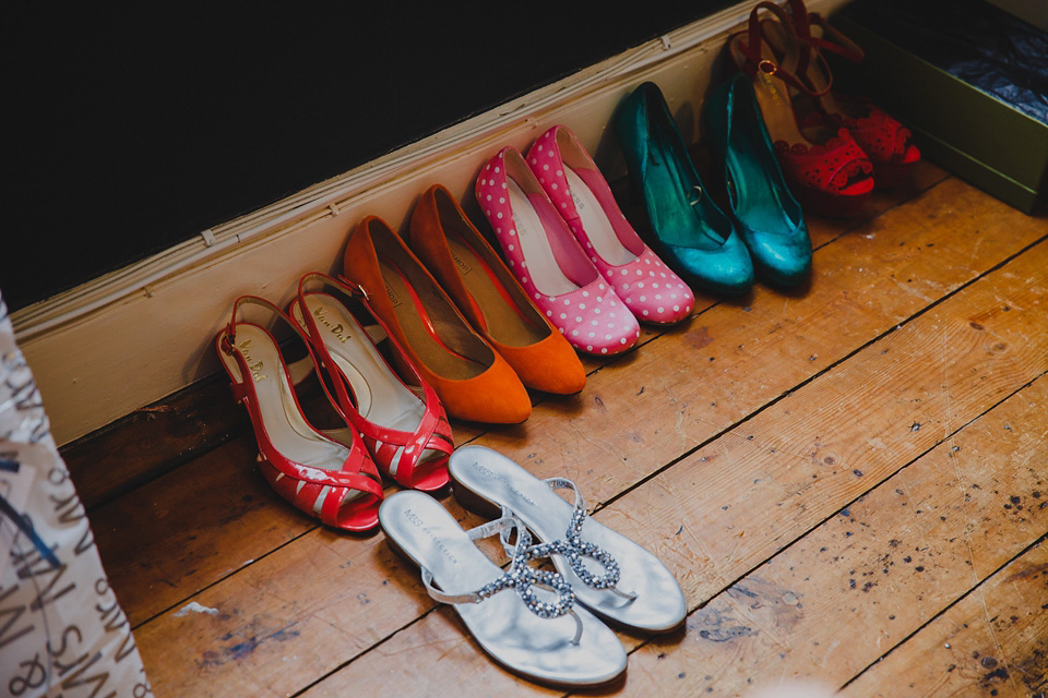 bright colourful wedding, aurea jenny packham, wedding in wales