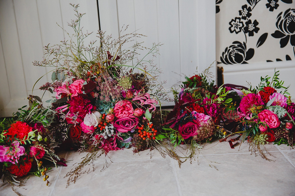 bright colourful wedding, aurea jenny packham, wedding in wales