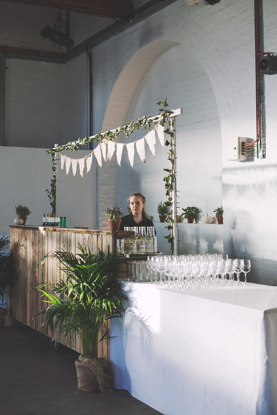 london wharf wedding, botanical wedding, Hearts on Fire Photography.