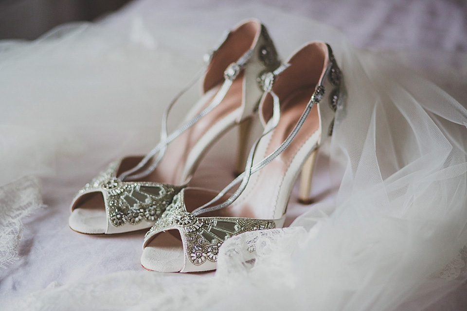 cymbeline wedding dress, pale blue wedding, september weddings, lola rose photography