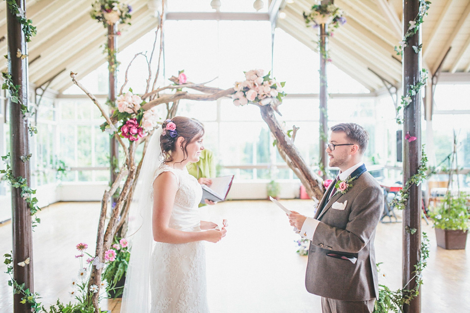 wildflower wedding, locally sourced wedding, sarah jane ethan photography, northumberland weddings