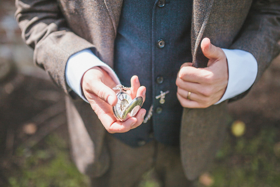 wildflower wedding, locally sourced wedding, sarah jane ethan photography, northumberland weddings