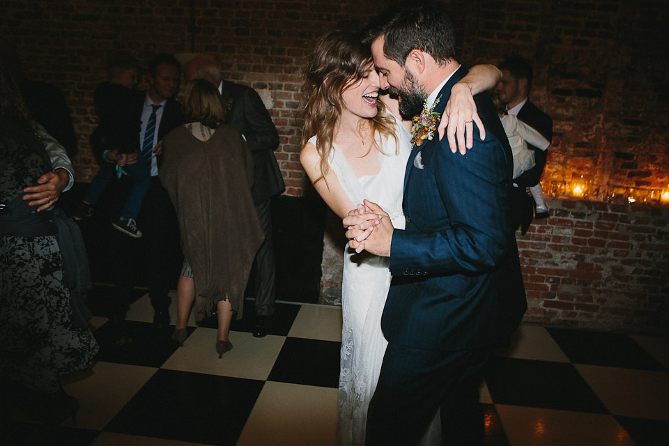 charlie brear wedding dress, godwick  hall norfolk, peach and jo photography, autumn weddings