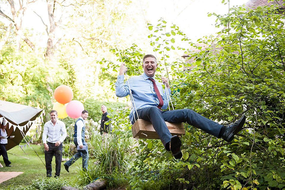 mia mia, isabella grace bridal boutique, giant wedding balloons, back garden wedding, fiona kelly photography