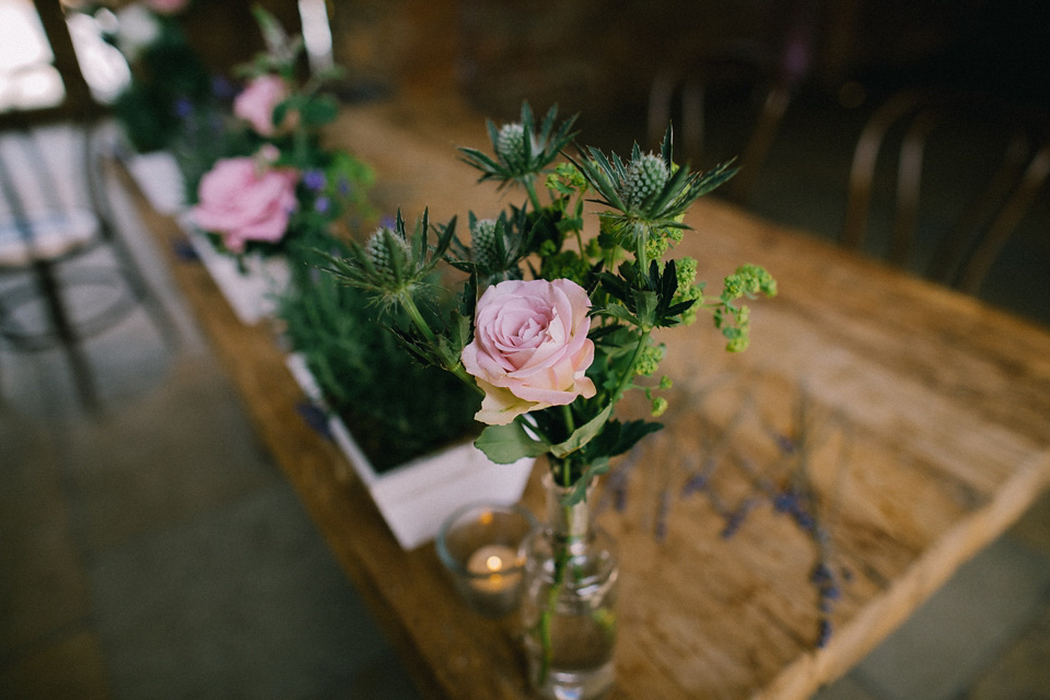 sarah willard, shustoke barns, warwickshire weddings, summer barn wedding