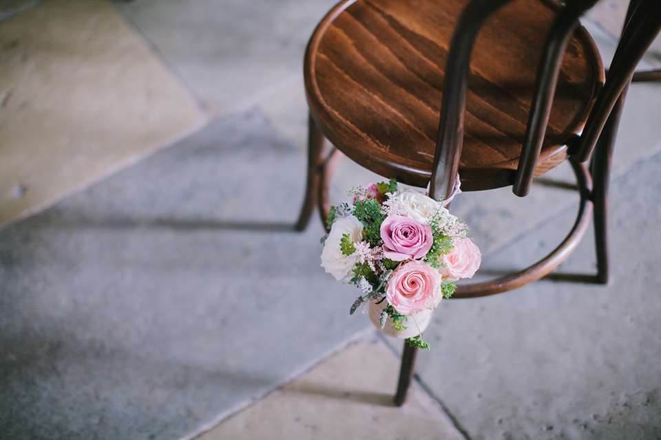 sarah willard, shustoke barns, warwickshire weddings, summer barn wedding