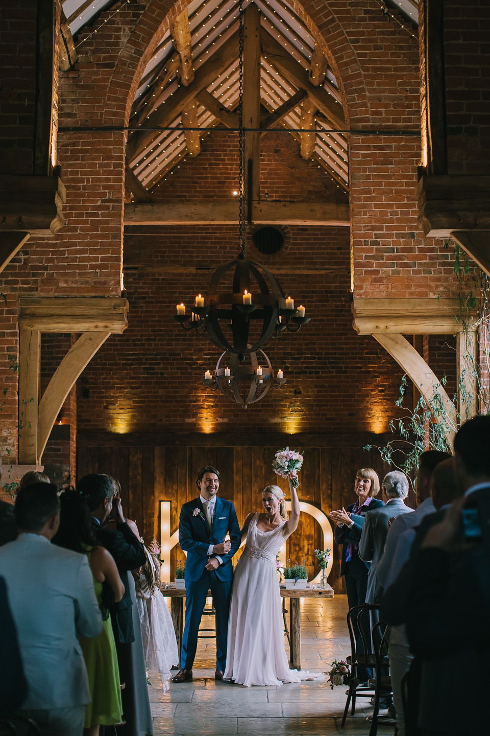 sarah willard, shustoke barns, warwickshire weddings, summer barn wedding