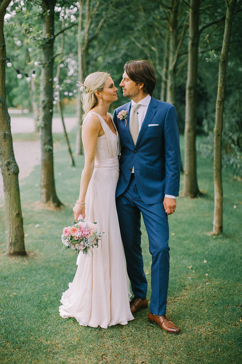 25 Best Colored Wedding Dresses for the Fine Art Bride on Wedding Sparrow