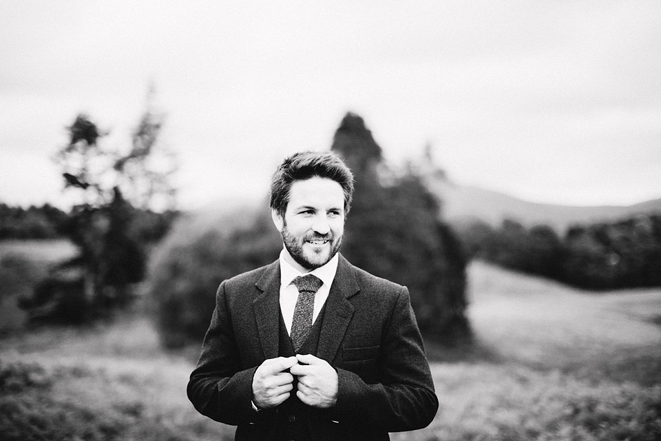 remote scottish highlands wedding, lakshal perera photography, outdoor weddings, stag decor