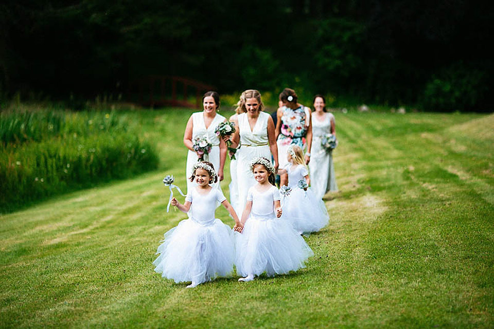 remote scottish highlands wedding, lakshal perera photography, outdoor weddings, stag decor