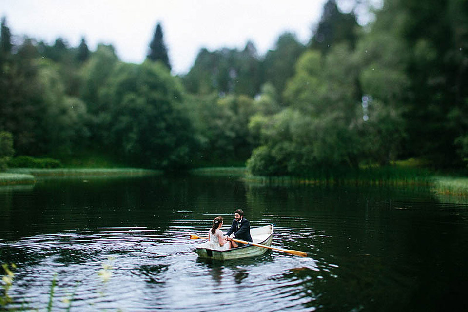 remote scottish highlands wedding, lakshal perera photography, outdoor weddings, stag decor