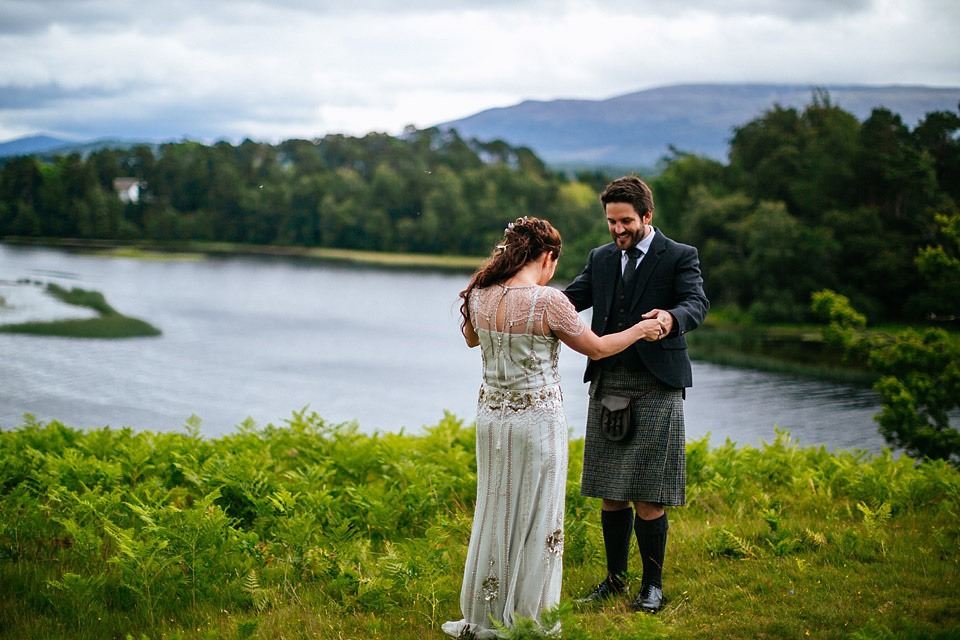 remote scottish highlands wedding, lakshal perera photography, outdoor weddings, stag decor