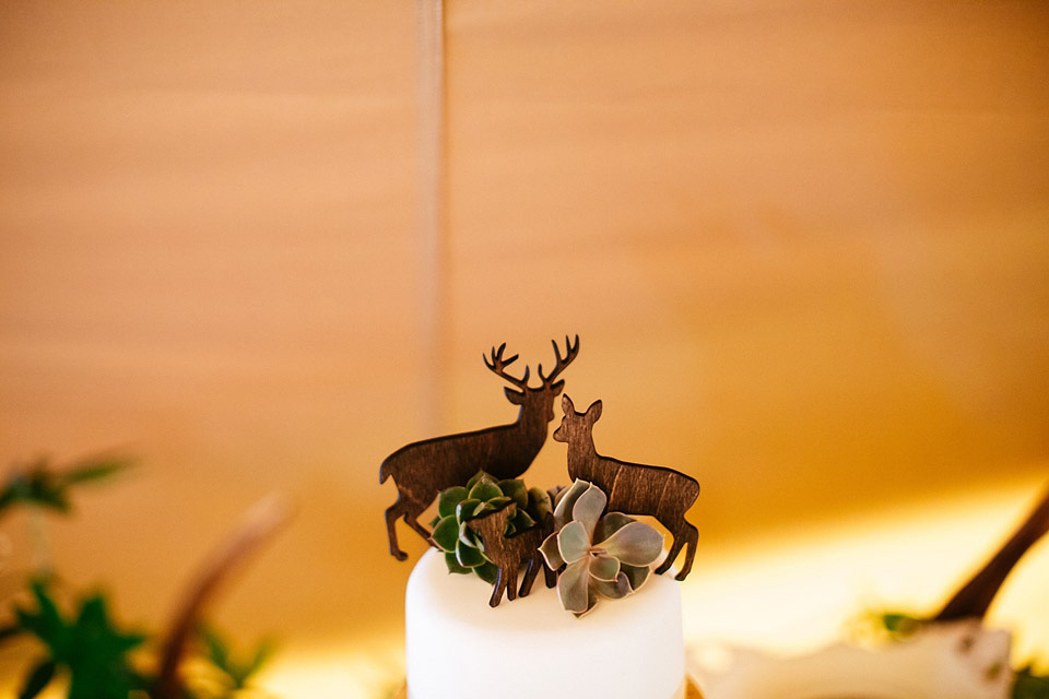 remote scottish highlands wedding, lakshal perera photography, outdoor weddings, stag decor