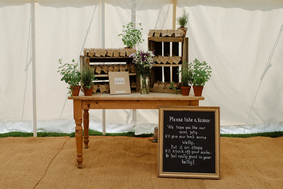 joanna hehir, kitchener photography, wedding in a field, homespun weddings