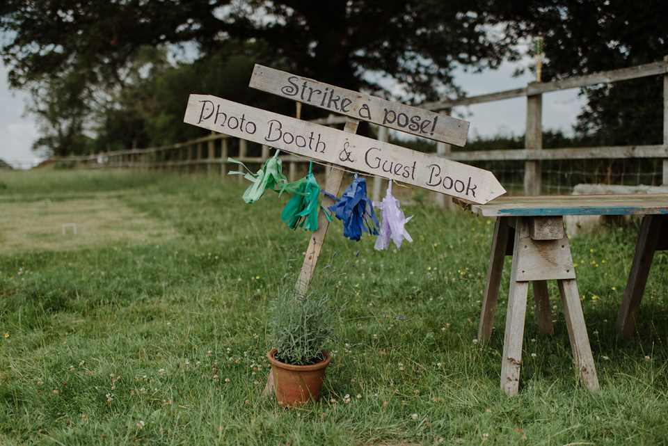 joanna hehir, kitchener photography, wedding in a field, homespun weddings