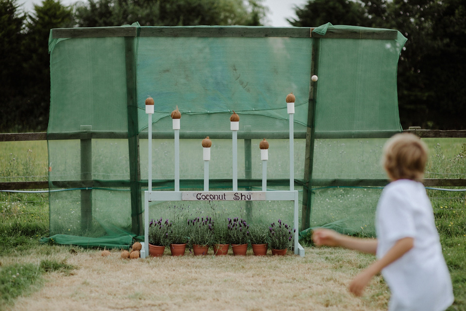 joanna hehir, kitchener photography, wedding in a field, homespun weddings