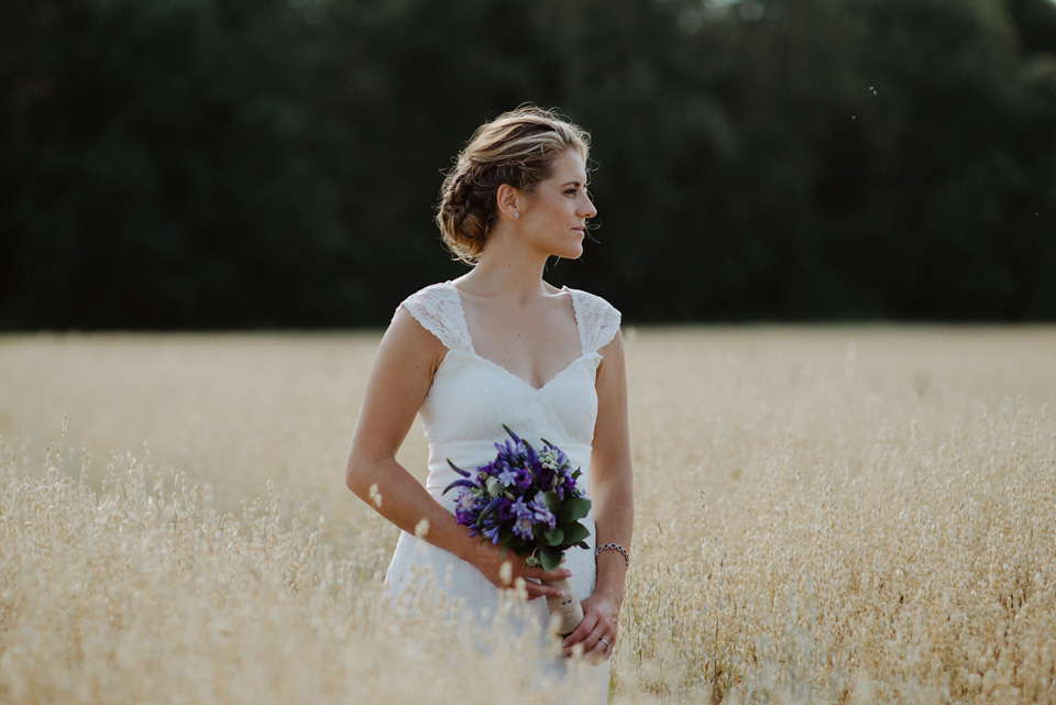 joanna hehir, kitchener photography, wedding in a field, homespun weddings