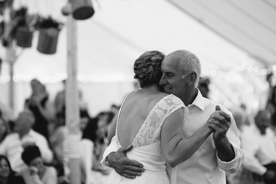 joanna hehir, kitchener photography, wedding in a field, homespun weddings