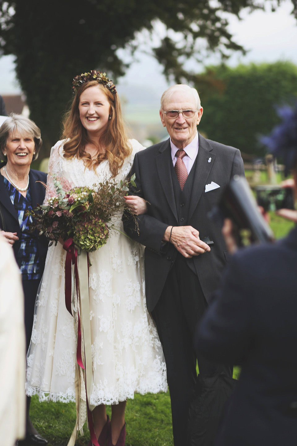 emma griffin, country barn wedding, somerset, joanne fleming