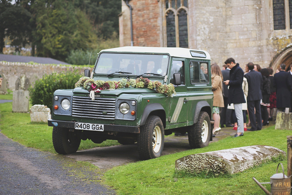 emma griffin, country barn wedding, somerset, joanne fleming