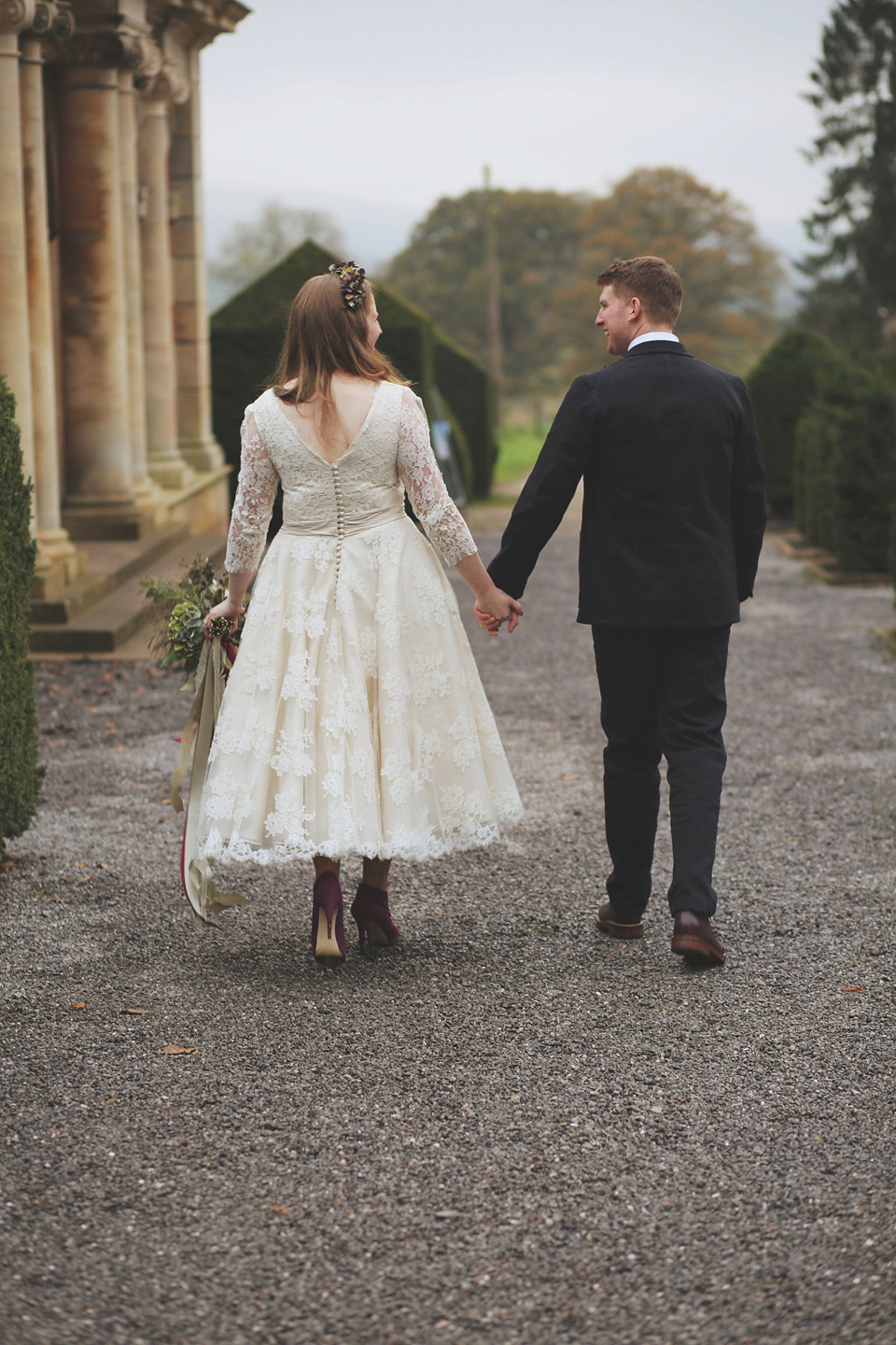 emma griffin, country barn wedding, somerset, joanne fleming