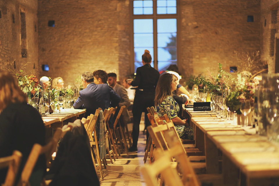 emma griffin, country barn wedding, somerset, joanne fleming