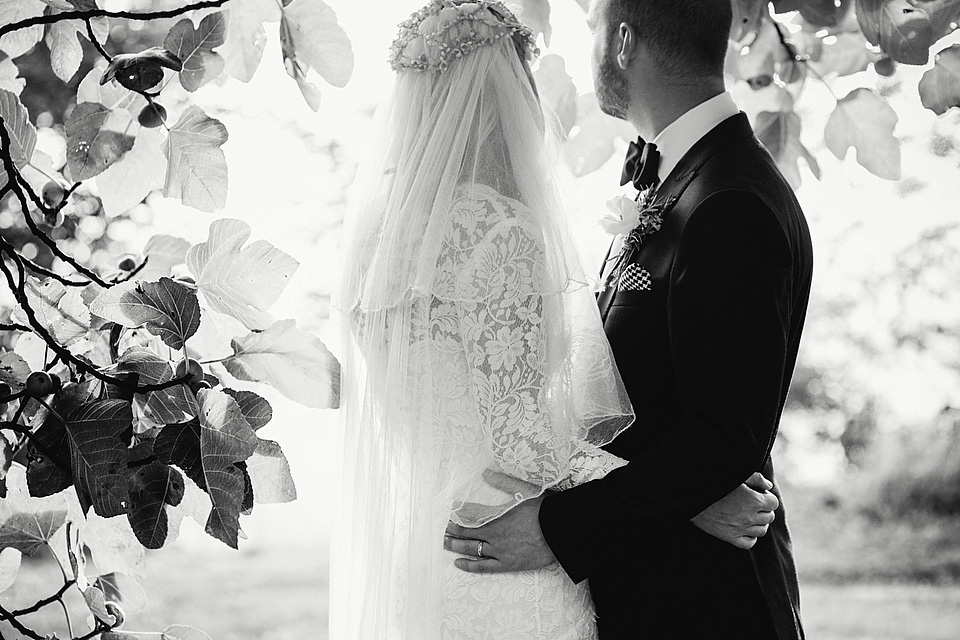 Cinzia Bruschini photography, italian weddings, weddings in italy, temperley london wedding dress, wax flower headpiece