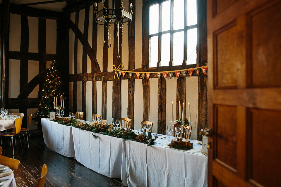 A bride wearing Alan Hannah for her Glouceste Cathedral winter wedding. Photography by Ruth Atkinson. alan hannah wedding dress, gloucester cathedral wedding, ruth atkinson photogarphy, winter wedding