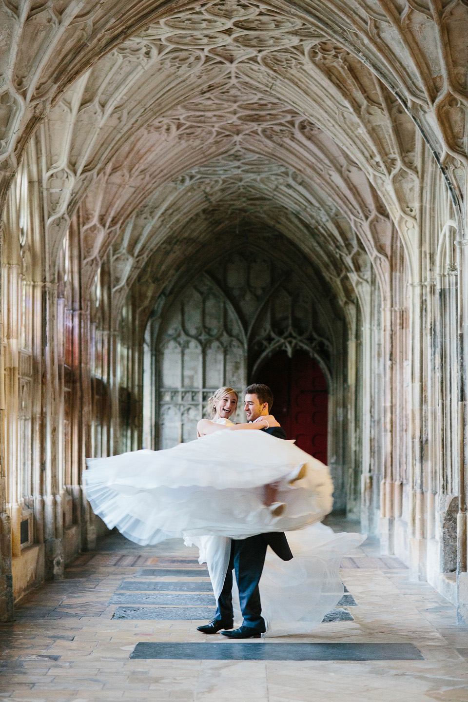 A bride wearing Alan Hannah for her Glouceste Cathedral winter wedding. Photography by Ruth Atkinson. alan hannah wedding dress, gloucester cathedral wedding, ruth atkinson photogarphy, winter wedding