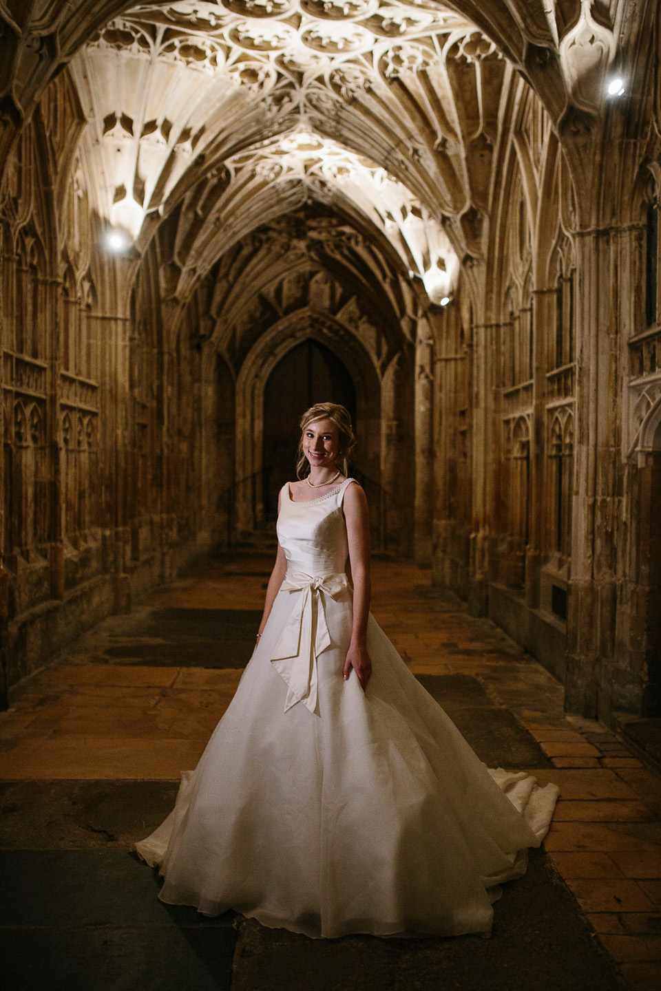 A bride wearing Alan Hannah for her Glouceste Cathedral winter wedding. Photography by Ruth Atkinson. alan hannah wedding dress, gloucester cathedral wedding, ruth atkinson photogarphy, winter wedding