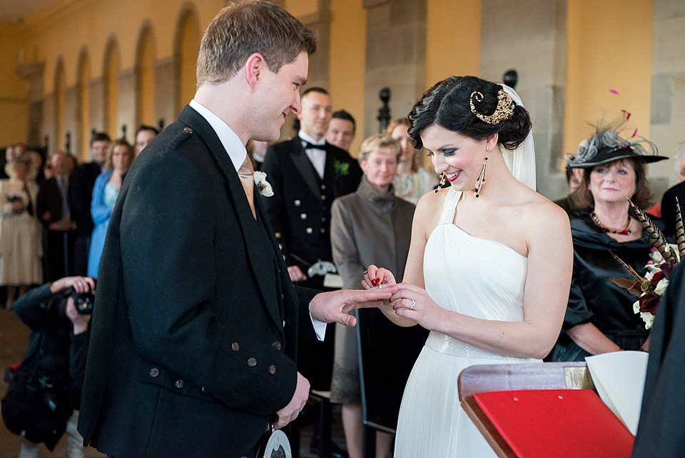 amanda wakeley, Hopetoun House near Edinburgh, nikki leadbetter photography, black and gold wedding