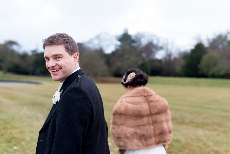 amanda wakeley, Hopetoun House near Edinburgh, nikki leadbetter photography, black and gold wedding