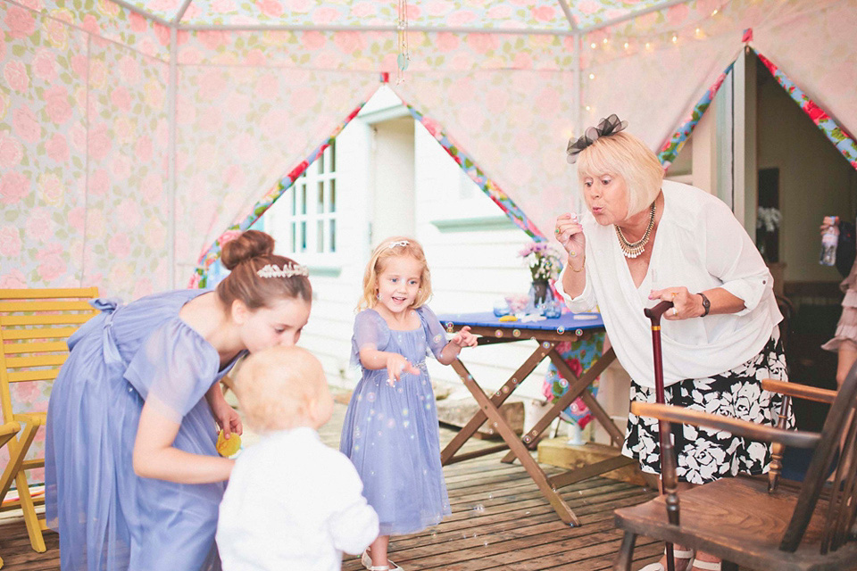 catherine deane wedding dress, whitstable wedding, beach wedding, diy wedding, sarah jane ethan