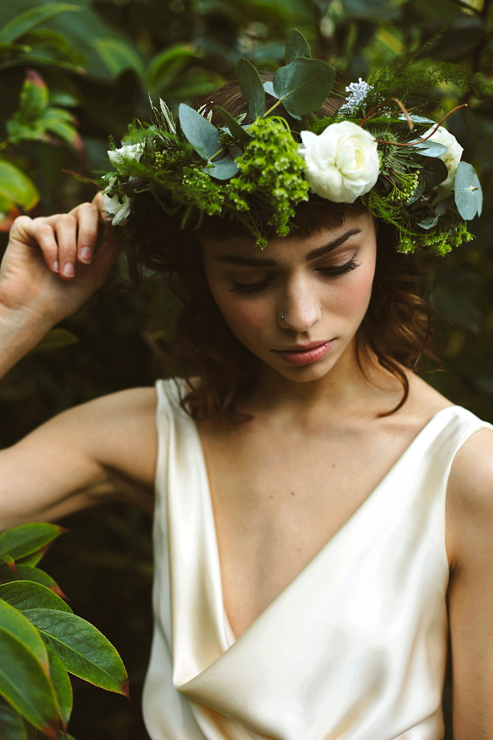 kate beaumont wedding dresses, narnia inspried wedding style, winter wedding, winter bride, shelley richmond photography