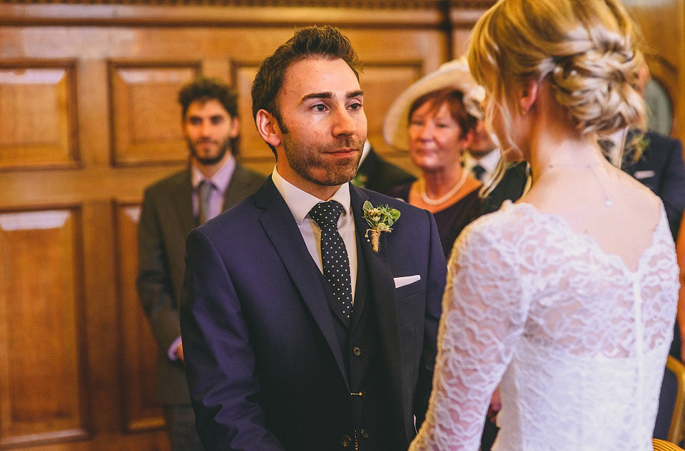 candy anthony, islington town hall wedding, first look weddings, miki photography