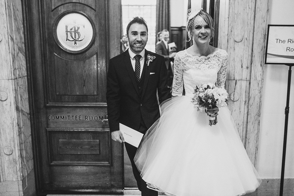 candy anthony, islington town hall wedding, first look weddings, miki photography