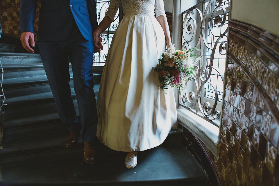 debs ivelja photography, The Old Finsbury Town Hall in Clerkenwell, London, london weddings, 1950s vintage wedding dress