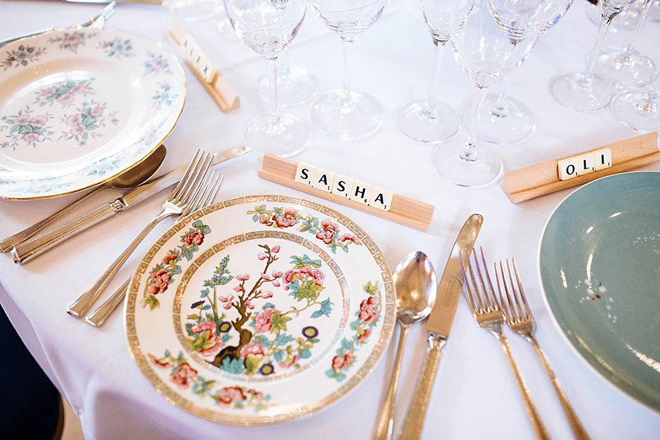 eloquence claire pettibone, finsbury town hall wedding, laura debourded photography