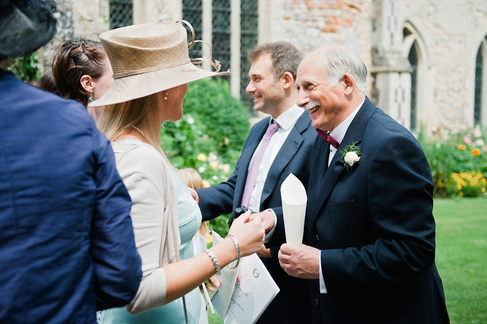 ensglish rose, pastel colour wedding, hendon hall wedding, country house wedding