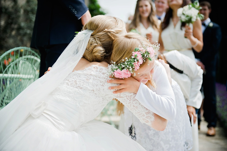 ensglish rose, pastel colour wedding, hendon hall wedding, country house wedding